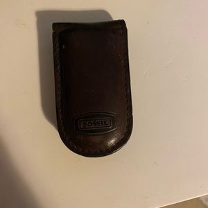 Fossil Clip